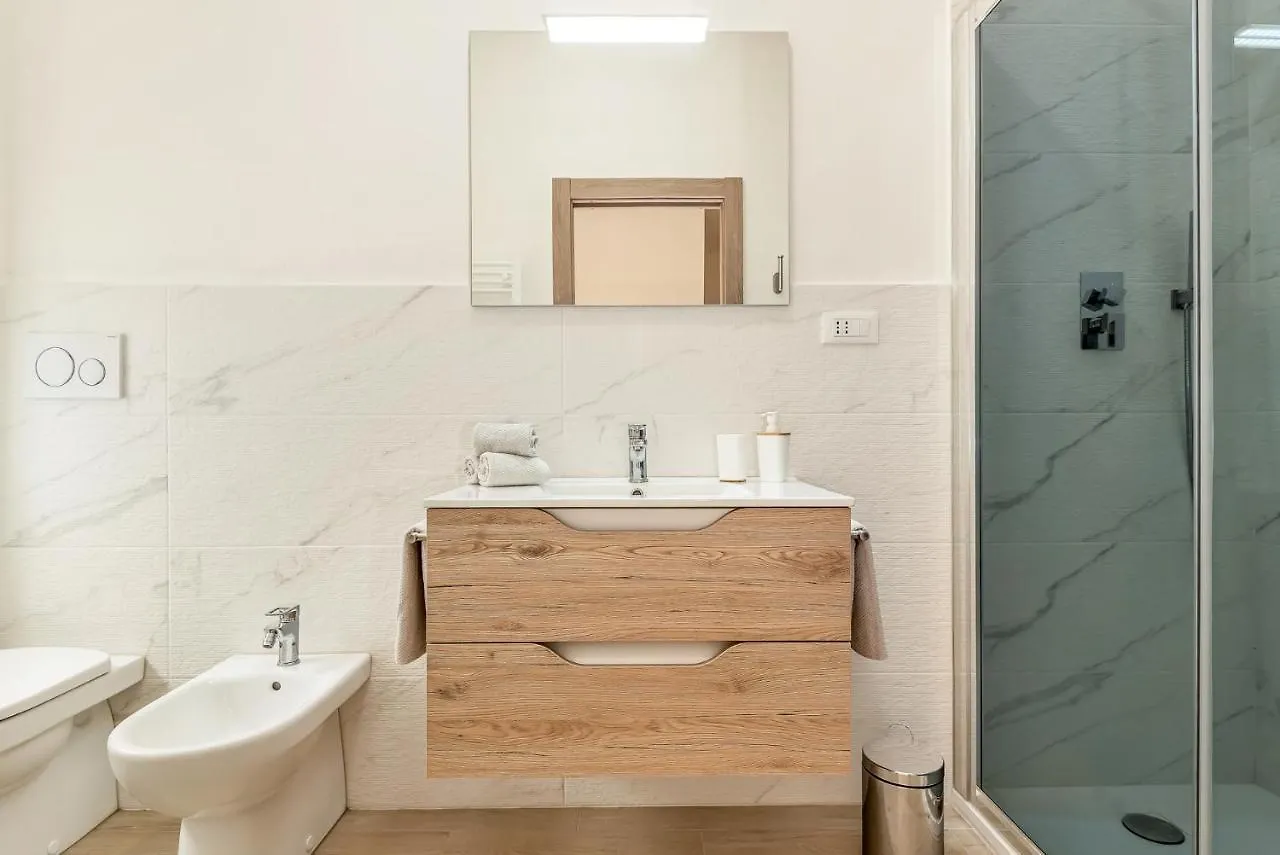 La Spezia - New Home With Netflix & Free Parking Italy